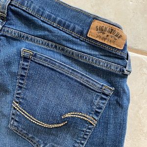 Levis curvy bootcut. Size 14 👖 bundle for $10/pair👖